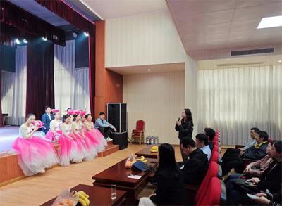 我校应邀赴大悟县开展文化艺术交流活动